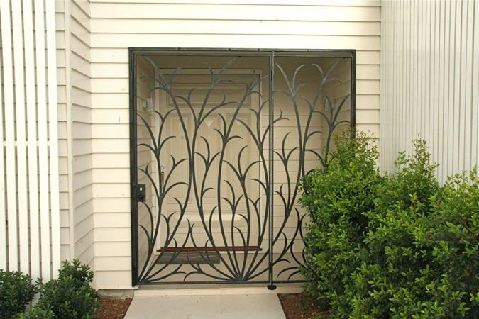 Решётки и двери